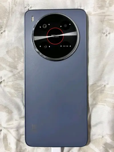 Celular ZTE Blade V70 Max 50MP Azul - miniatura 1
