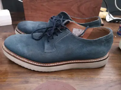 Zapatos de gamuza azul para hombre - miniatura 1