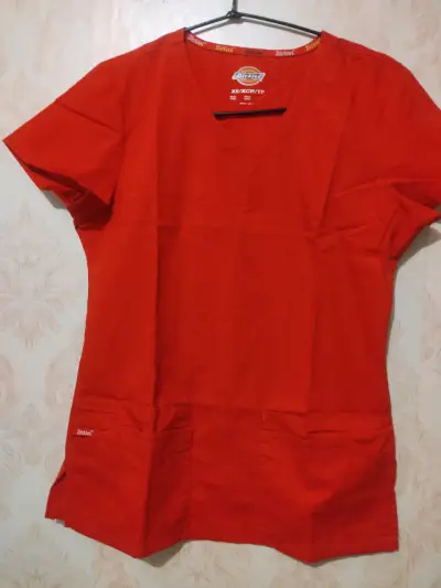 Conjunto de uniforme médico rojo Dickies - miniatura 3
