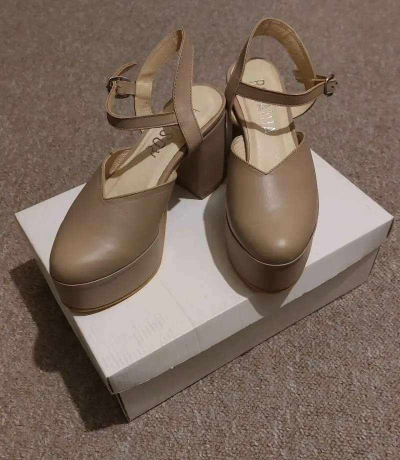 Zapatos de Plataforma Nude - 1