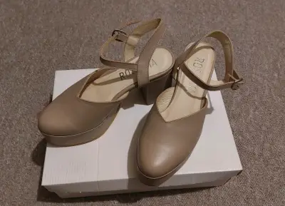 Zapatos de Plataforma Nude - miniatura 3