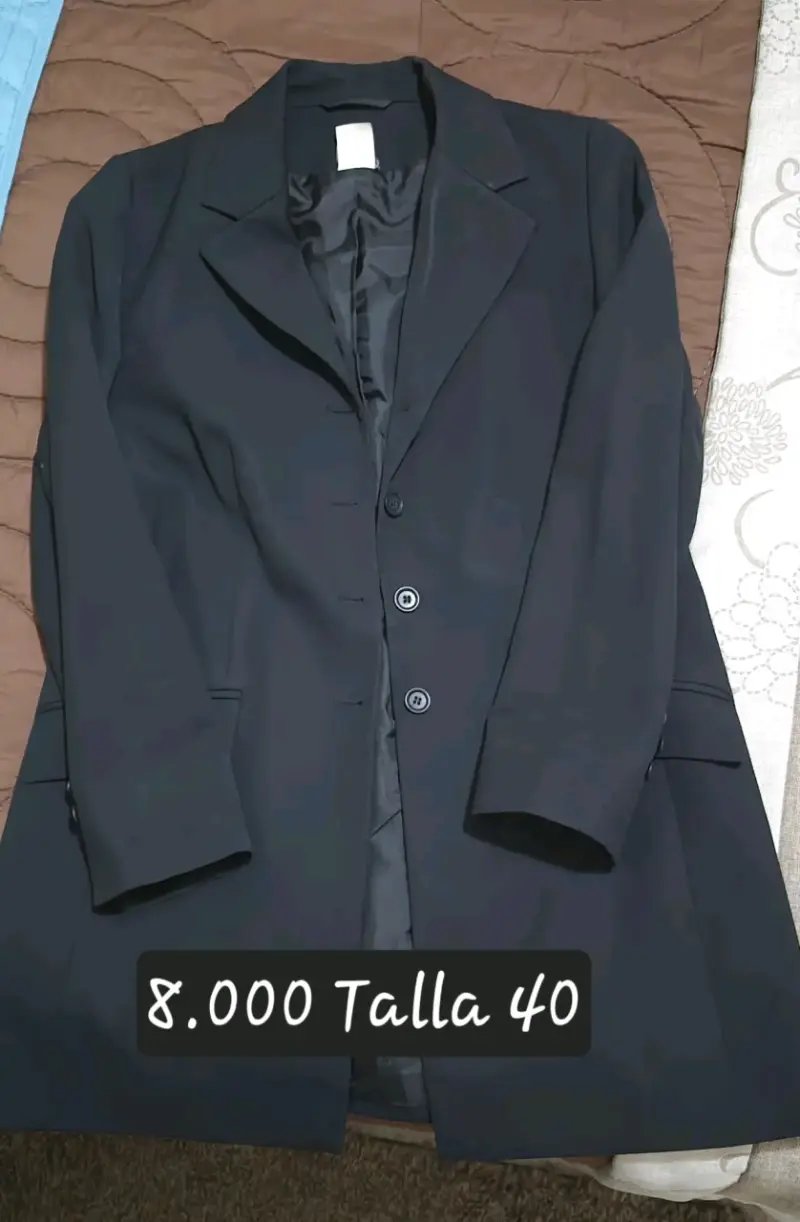 Abrigo negro talla 40 para mujer