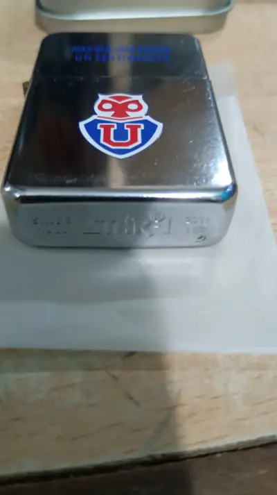 Encendedor metálico Universidad de Chile - miniatura 4