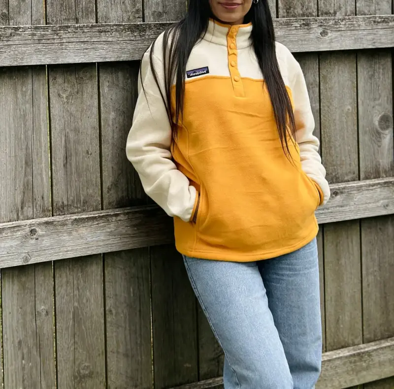 Polar Estilo Patagonia color mostaza para mujer