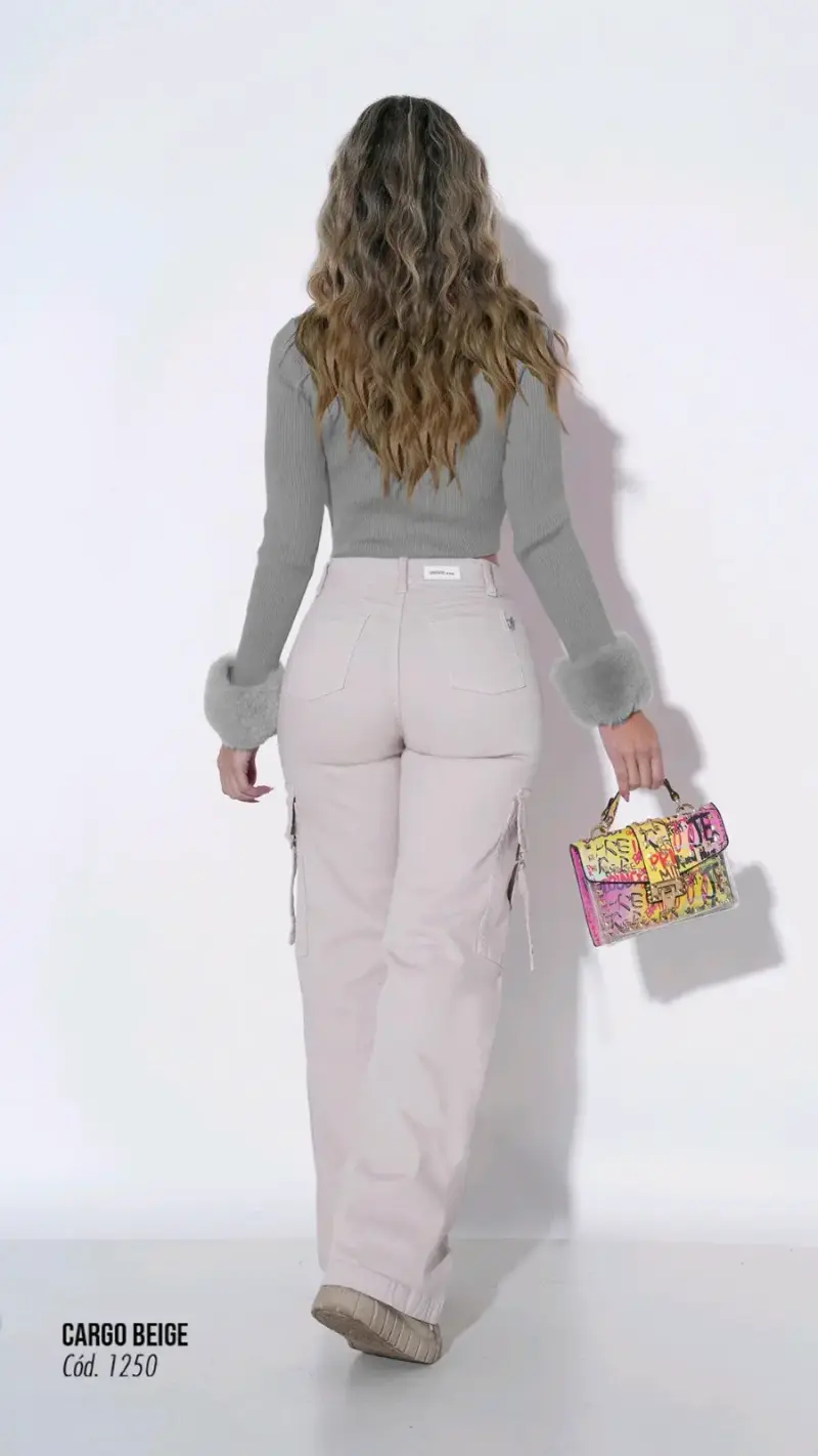 Pantalones cargo beige talla 38. - 2