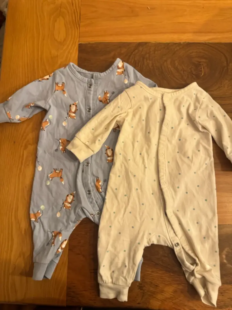 Pijamas de bebé con estampados