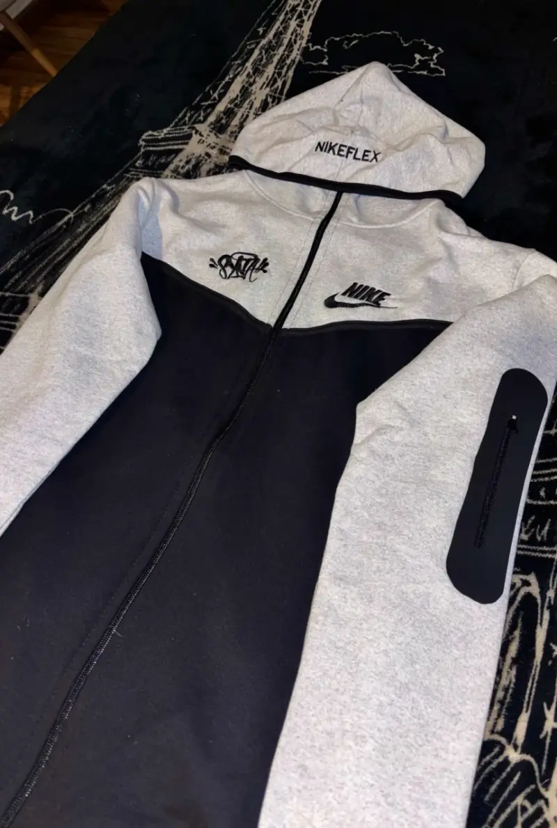 NIKE TECH X SYNA - 1