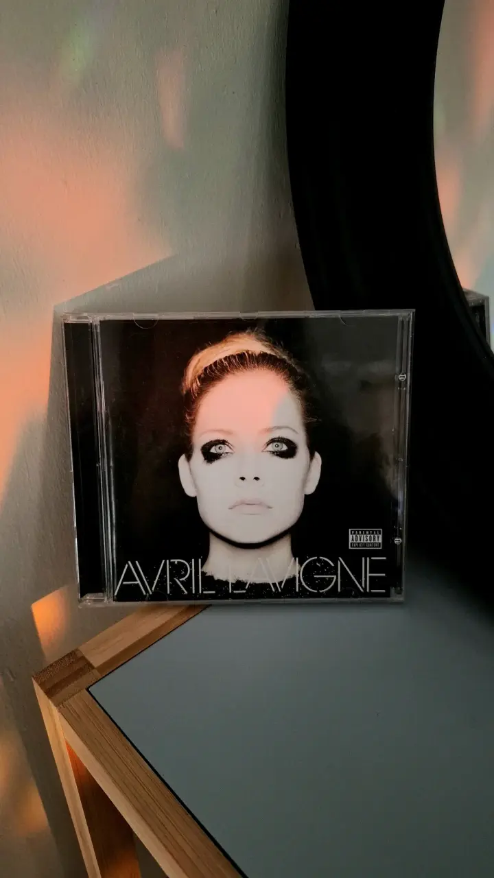 CD Avril Lavigne NUEVO - 1