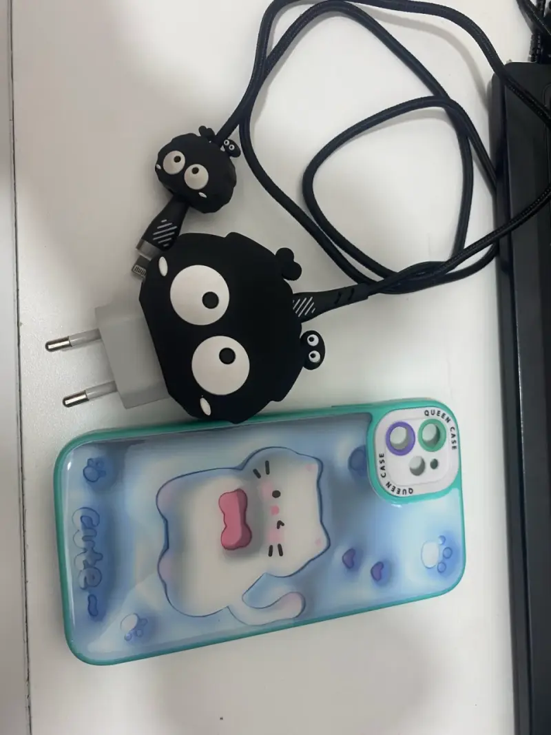 iPhone 11 - 3