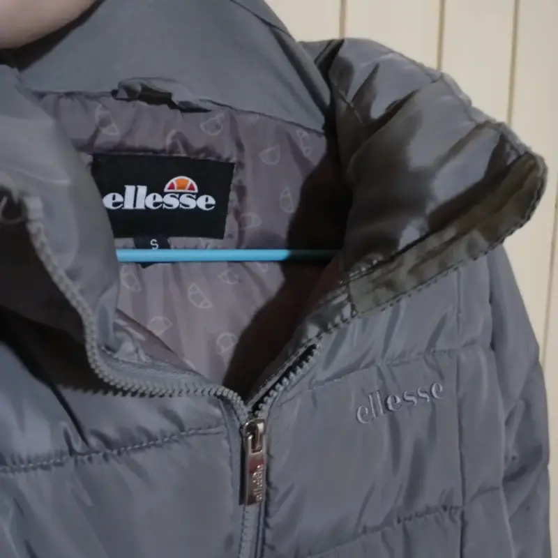 Chaqueta acolchada Ellesse (¡Nueva!) - 1