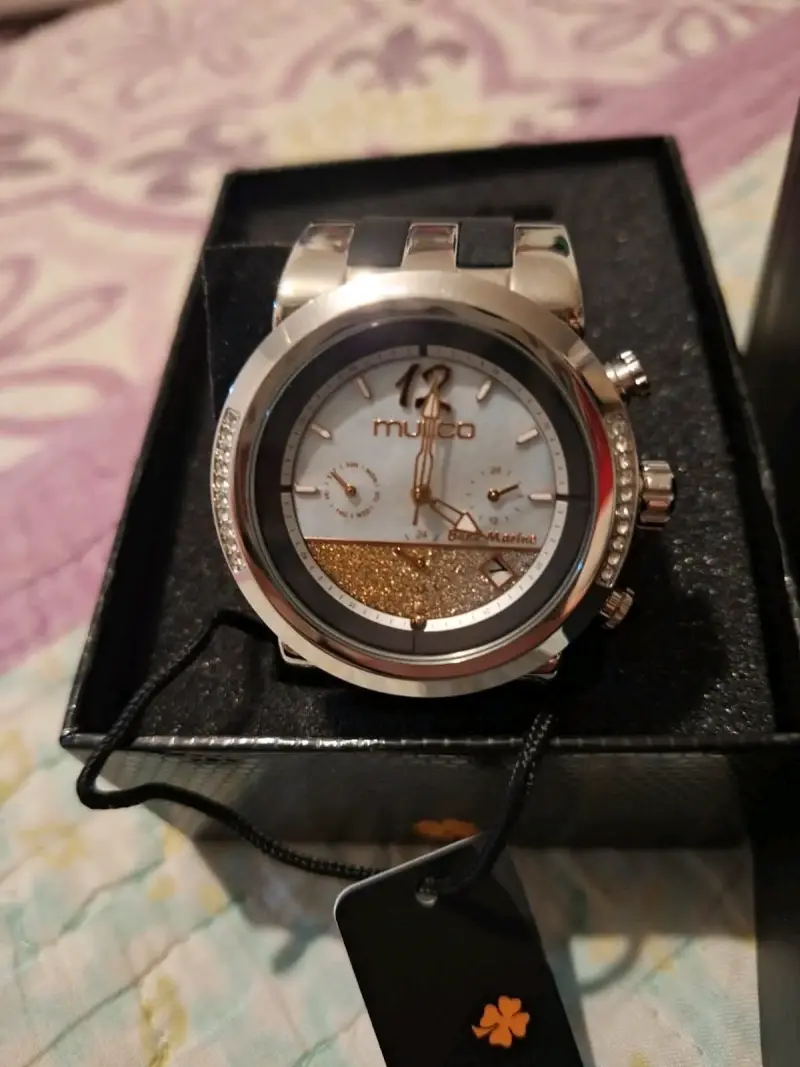 Reloj de pulsera Mulco con detalles dorados - 1
