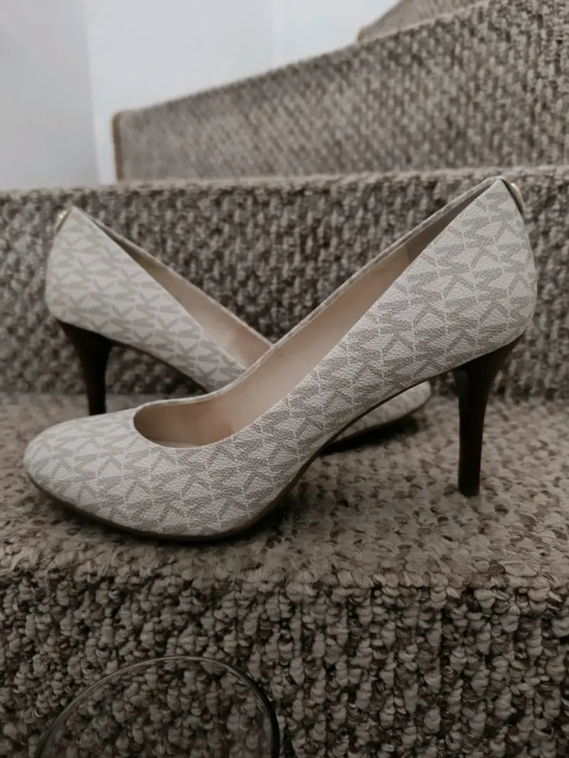 Zapatos de tacón MK, originales. N°39