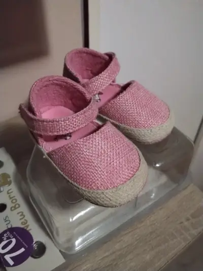 Zapatos de bebé rosados Ficcus talla 17 - miniatura 1