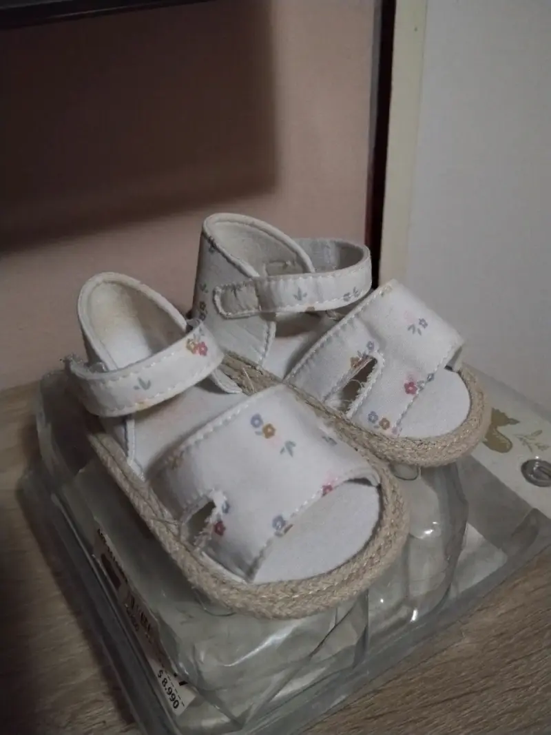 Zapatos de bebé rosados Ficcus talla 17 - 4