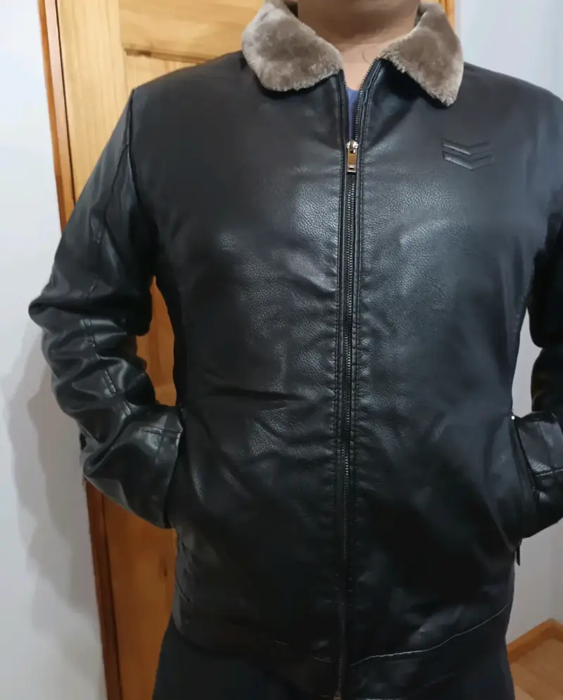 Chaqueta de cuero sintético marrón Talla M/L