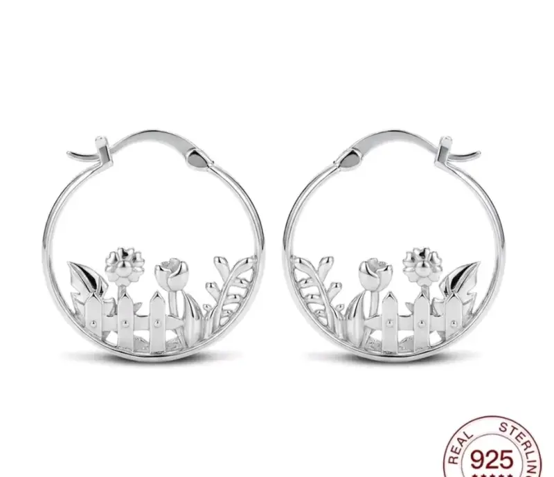 Aros de plata con diseño floral - 5
