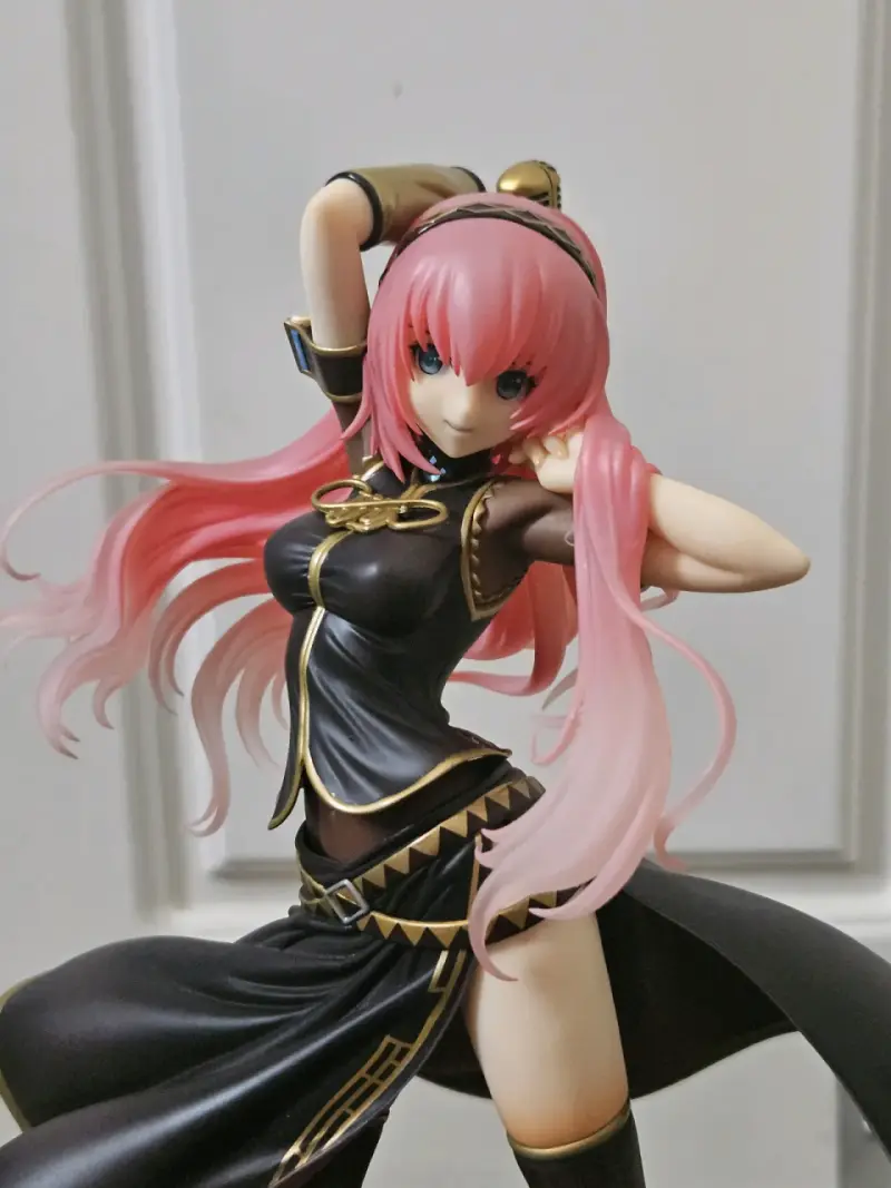 Figura de colección Megurine Luka Tony Ver 1/7 - 2