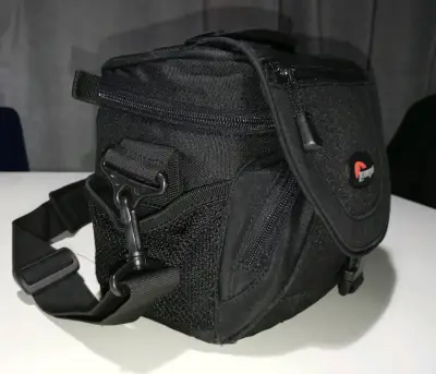 Bolso para cámara Lowepro Nova 1- AW negro - miniatura 5