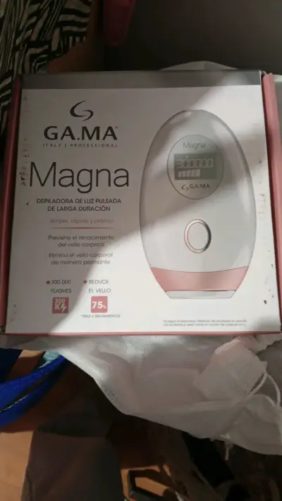 Depiladora IPL Gama Magna con 300,000 flashes - miniatura 1
