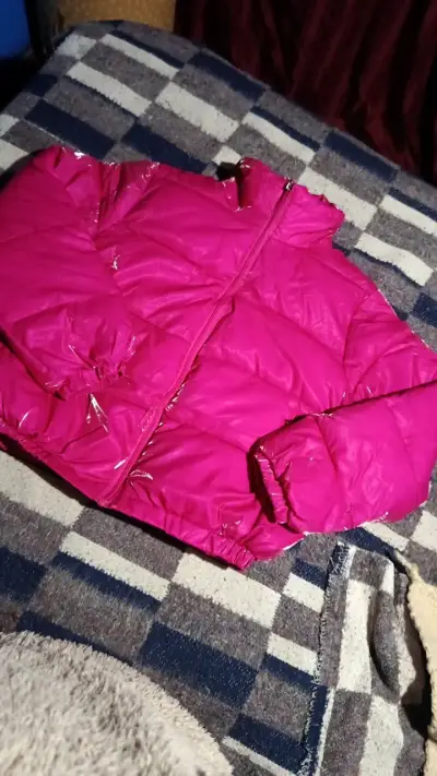 Chaqueta acolchada fucsia para mujer - miniatura 1