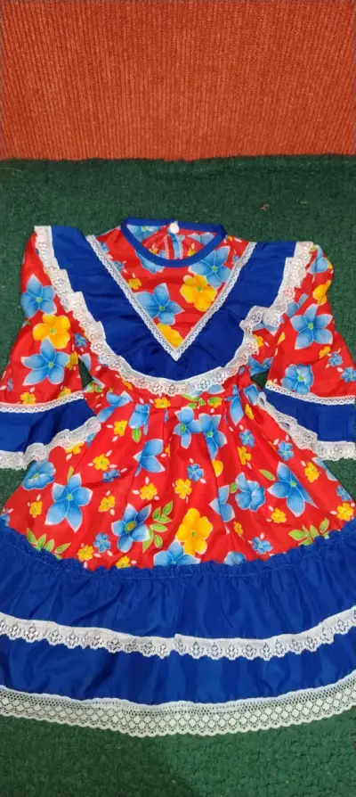 Vestido de huasa - miniatura 1