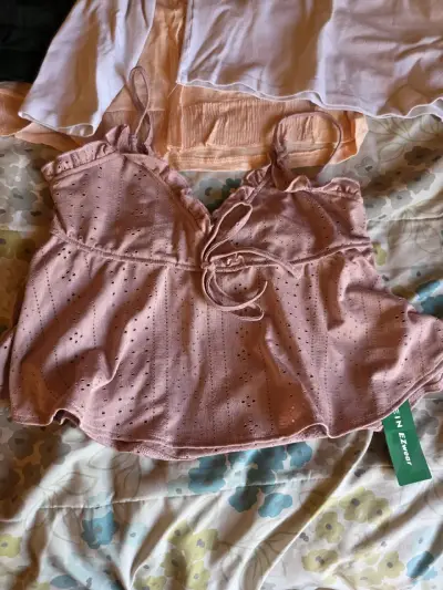 Lote de ropa femenina variada - miniatura 1