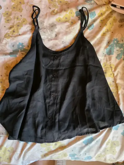 Lote de blusas de mujer en varios estilos - miniatura 1