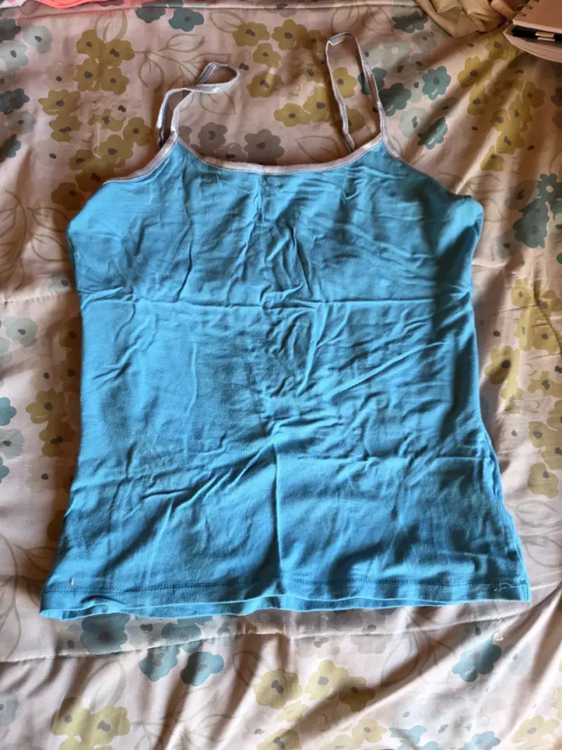 Lote de blusas de mujer en varios estilos - 6