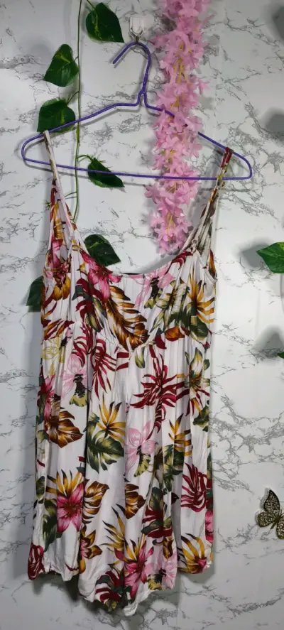 Vestido floral de verano sin mangas - miniatura 2