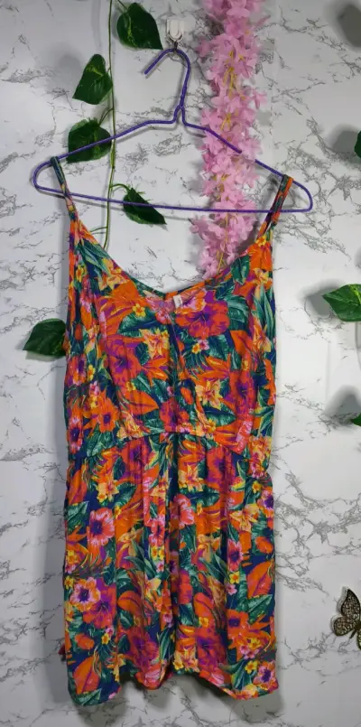 Vestido floral colorido para mujer - miniatura 1