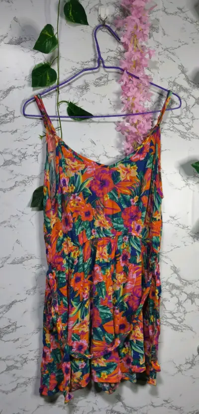 Vestido floral colorido para mujer - miniatura 2