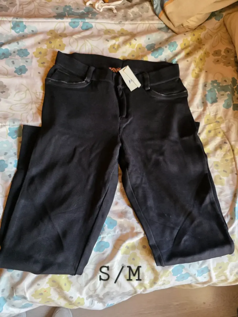 Lote de jeans para mujer en varios estilos - 1