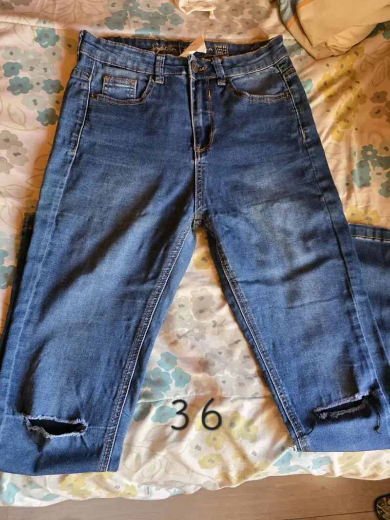 Lote de jeans para mujer en varios estilos - 2