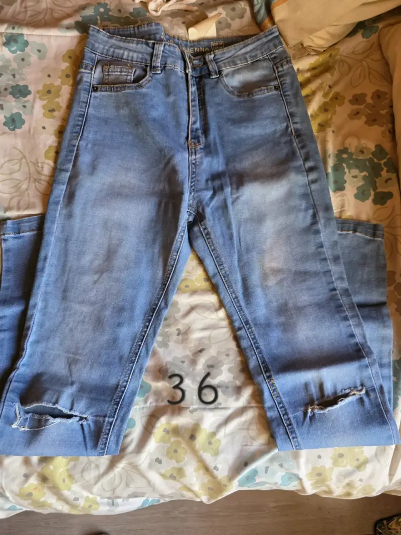 Lote de jeans para mujer en varios estilos - 3