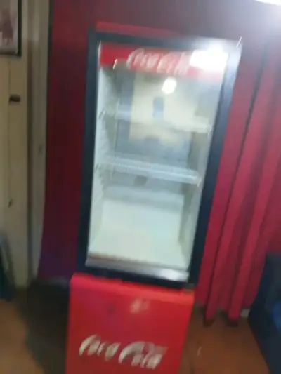 Refrigerador exhibidor Coca-Cola usado - miniatura 4