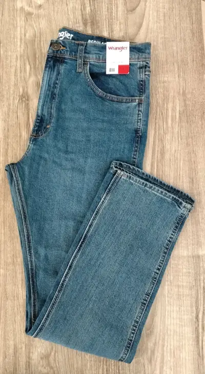 Jeans Wrangler azul clásico para hombre - miniatura 1