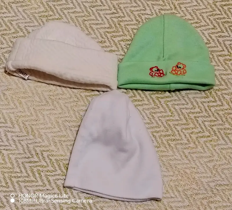Lote de ropa de bebé variada - 4