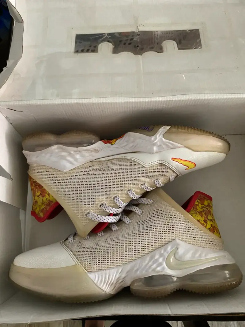 Zapatillas Nike LeBron XIX Low Magic Fruity Pebbles - 1