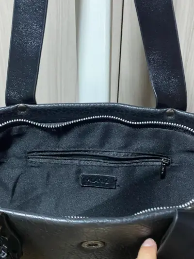 Cartera negra con flecos estilo boho - miniatura 2
