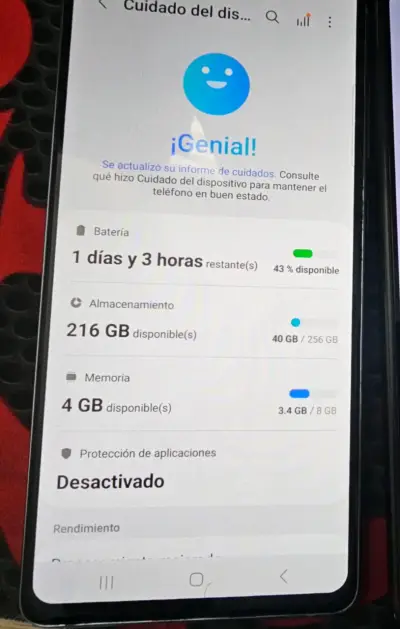 Smartphone Samsung Galaxy S20 con 256GB y 8GB RAM - miniatura 1