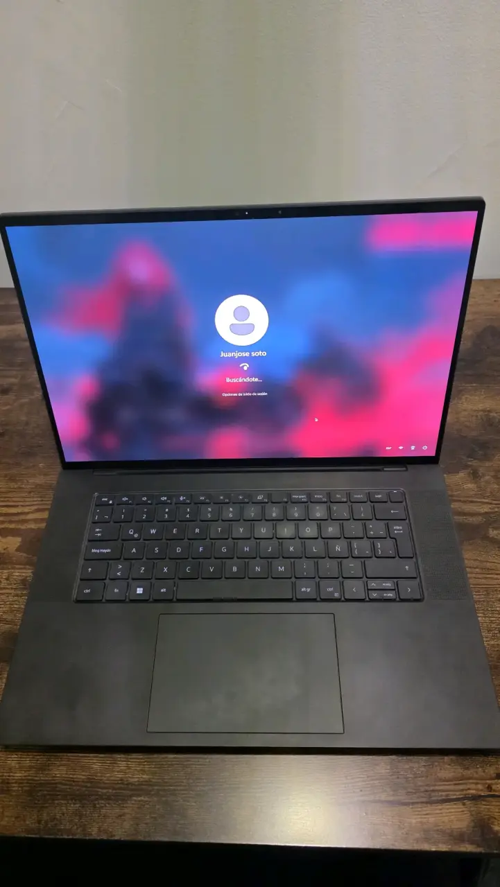 Dell Precision 5680 - 4