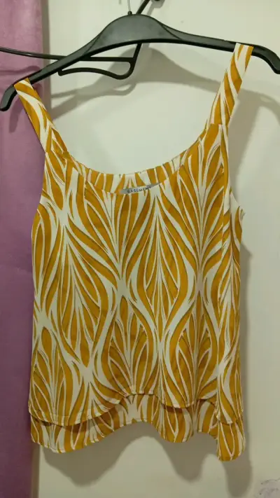 Blusa sin mangas estampada Basement - miniatura 2
