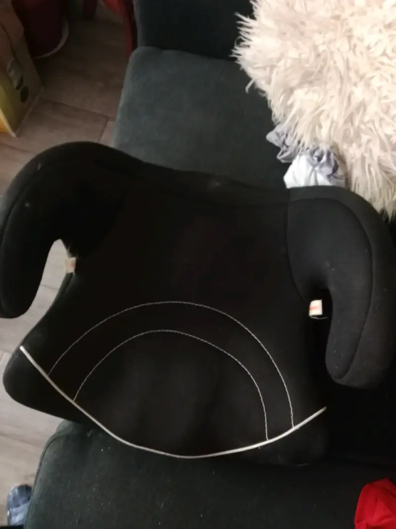 Asiento elevador para auto negro Bebeglo - 1