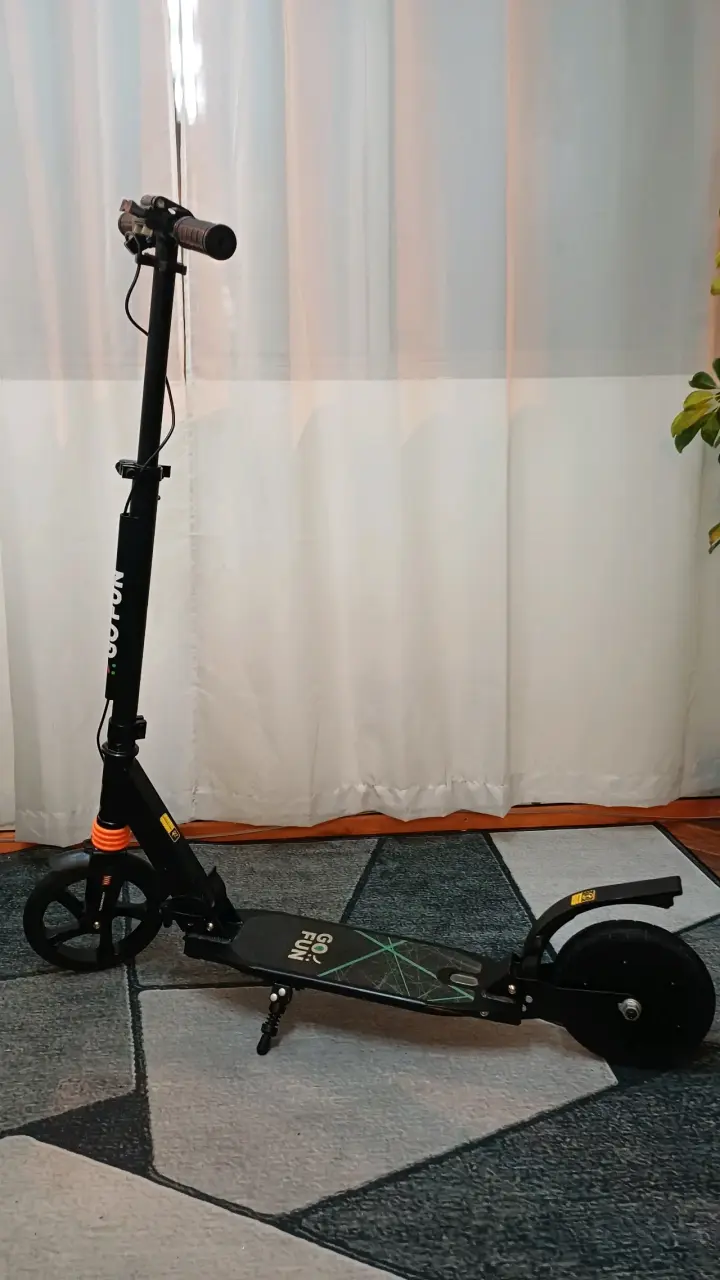Scooter eléctrico plegable Go Fun con batería recargable - 2