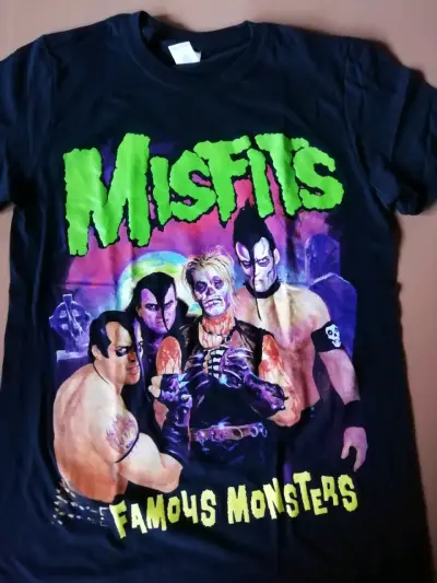Polera Misfits Famous Monsters negra - miniatura 1