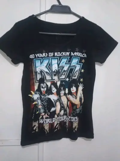 Polera negra de Kiss World Tour 2015 - miniatura 1
