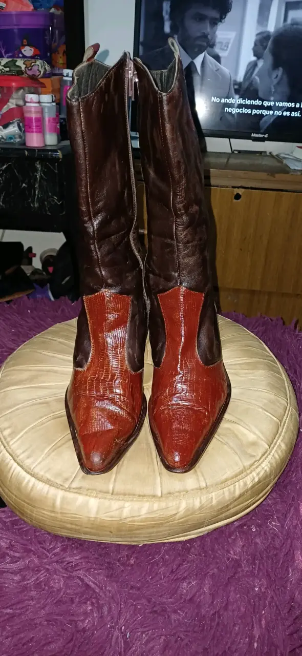 Botas de cuero marrón y rojo con tacón alto - 2