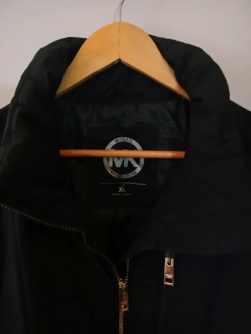 Chaqueta acolchada negra Michael Kors para hombre - 2