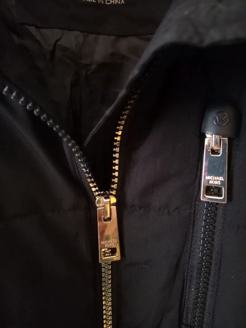 Chaqueta acolchada negra Michael Kors para hombre - 3