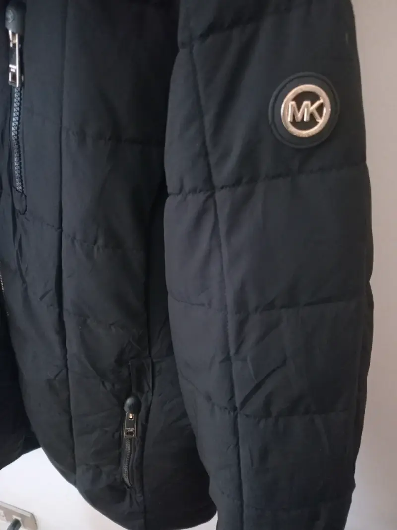 Chaqueta acolchada negra Michael Kors para hombre - 4